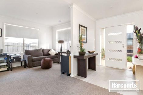 Property photo of 24/1A Annette Court Hastings VIC 3915
