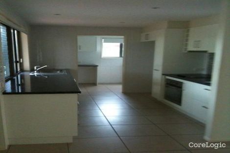 Property photo of 1/118 Long Street Cleveland QLD 4163