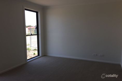 Property photo of 37 Bentham Street Roxburgh Park VIC 3064