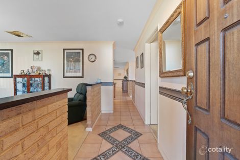 Property photo of 13 Summer Hill Place Warnbro WA 6169