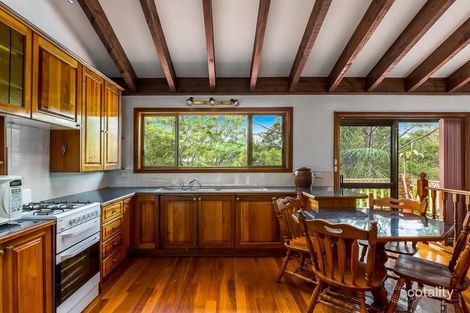 Property photo of 10 Heeterra Place Cordeaux Heights NSW 2526