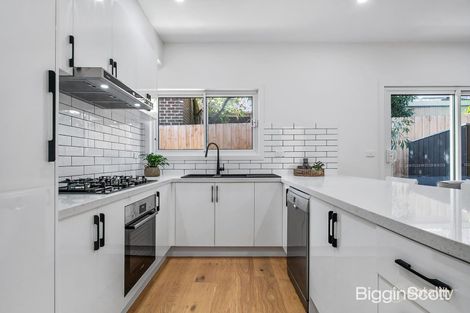 Property photo of 5/627 Mountain Highway Bayswater VIC 3153