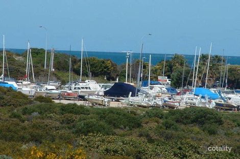Property photo of 54 Southern Cross Circle Ocean Reef WA 6027