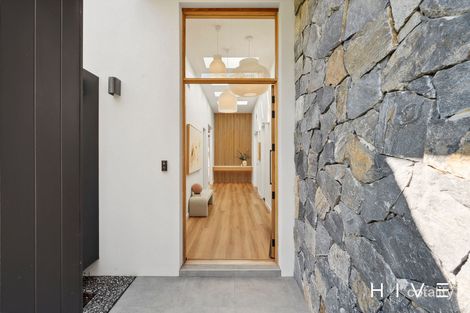 Property photo of 7 Crowther Place Curtin ACT 2605