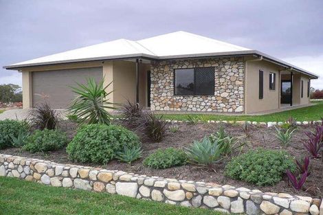 6 Leinster Dr, Mareeba, QLD 4880