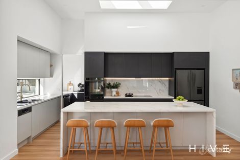 Property photo of 7 Crowther Place Curtin ACT 2605