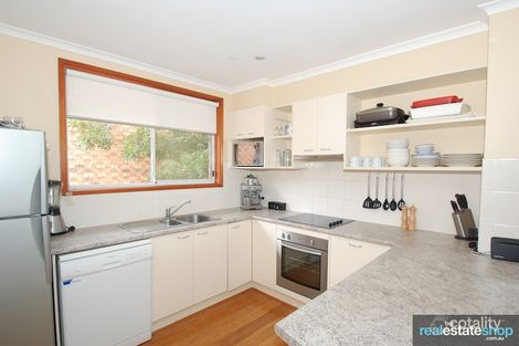 Property photo of 2/2 Nimmitabel Street Queanbeyan West NSW 2620