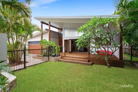 Property photo of 64 Twenty Sixth Avenue Palm Beach QLD 4221