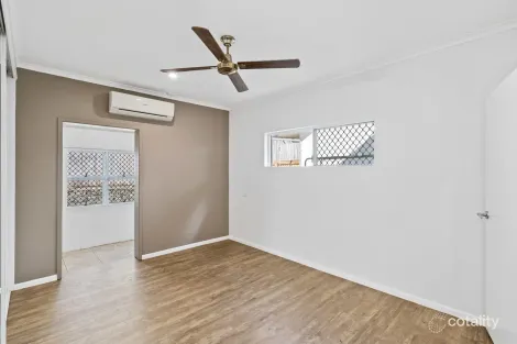 Property photo of 24 Knight Road Smithfield QLD 4878