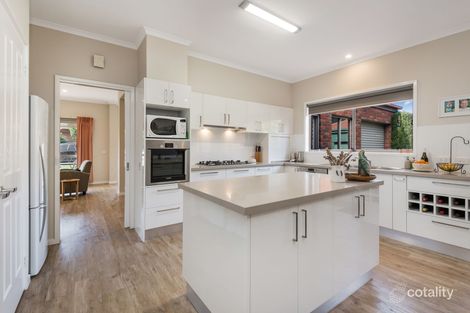 Property photo of 9 Barwon Drive Kennington VIC 3550