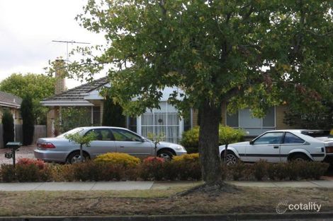 15 Seaview Ave, Bentleigh, VIC 3204