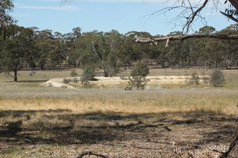 Property photo of 36 Racecourse Road Stuart Mill VIC 3477