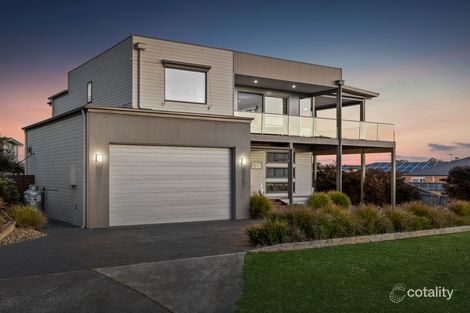 Property photo of 2 Albon Street Corinella VIC 3984