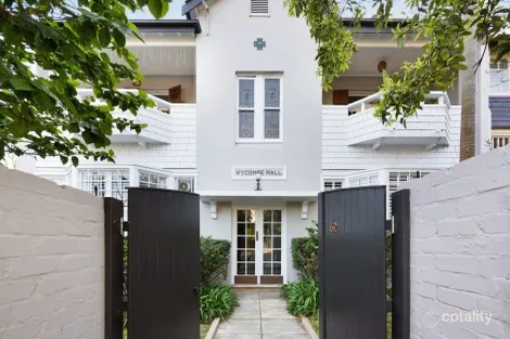 2/62 WYCOMBE RD, NEUTRAL BAY, NSW 2089