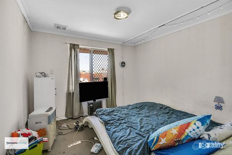 Property photo of 41 Burnham Way Girrawheen WA 6064