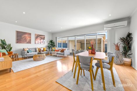 Property photo of 14 Acorn Lane Pakenham VIC 3810