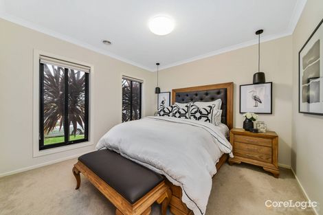 Property photo of 9 Thistle Drive Clyde North VIC 3978