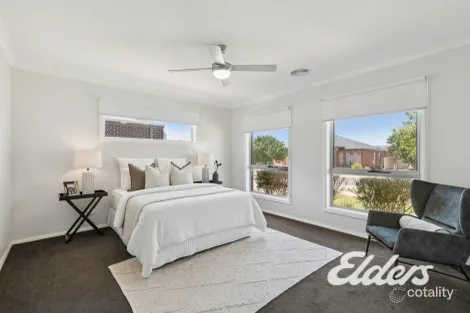 Property photo of 75 Lakeviews Circuit Yarrawonga VIC 3730