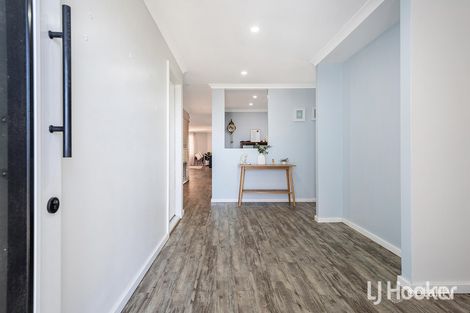 Property photo of 13 Possum Drive Wannanup WA 6210