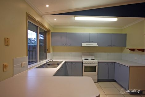 Property photo of 11 Owen Crescent Urangan QLD 4655