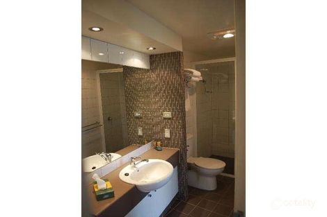 Property photo of 411/1 Esplanade Lakes Entrance VIC 3909