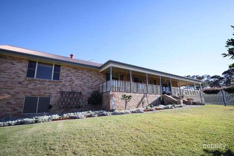 16 Douglas Cl, Largs, NSW 2320