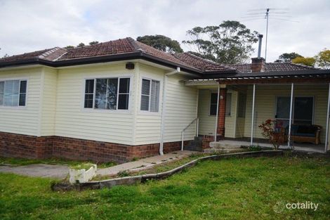 Property photo of 38 Binalong Road Pendle Hill NSW 2145