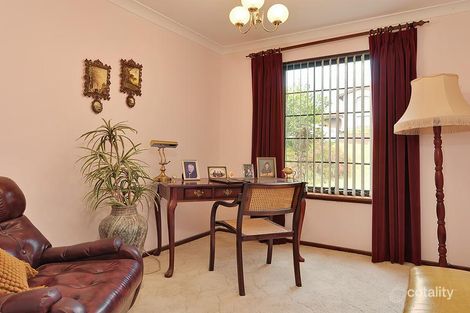 Property photo of 20 Barclay Road Kardinya WA 6163