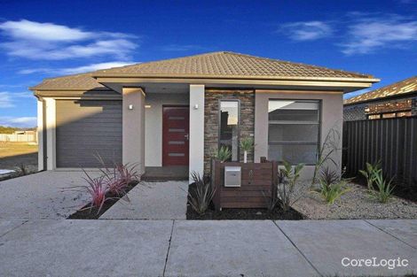 Property photo of 6 Black Wattle Road Craigieburn VIC 3064