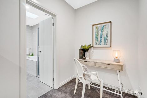 Property photo of 10 Eton Street Mount Waverley VIC 3149