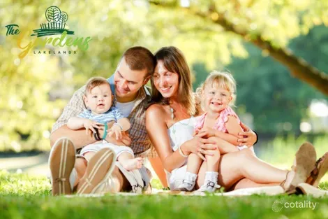 8 ORCHARDLEIGH BVD, LAKELANDS, WA 6180