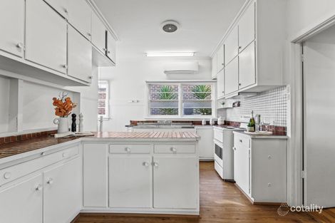 Property photo of 11 Aberdeen Road Blackburn South VIC 3130