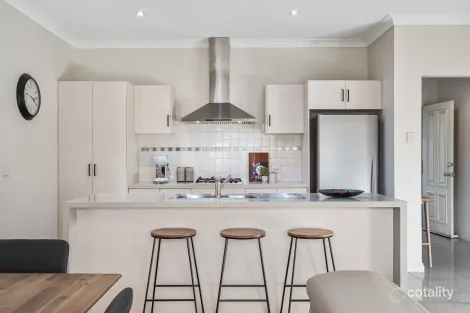 Property photo of 3/2 Hawkins Avenue Flinders Park SA 5025