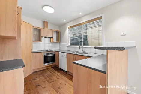 Property photo of 19 Park Boulevard Ferntree Gully VIC 3156