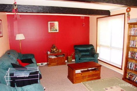 Property photo of 77 Tamarind Crescent Werribee VIC 3030