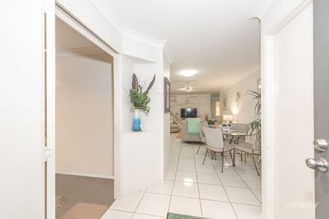 Property photo of 2 Hillvue Crescent Avoca QLD 4670