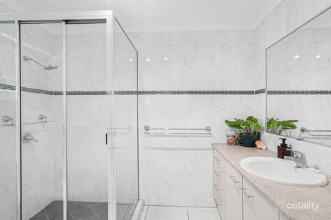 Property photo of 176 Greenslopes Street Edge Hill QLD 4870