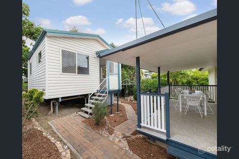 18 Mirbelia St, Everton Hills, QLD 4053