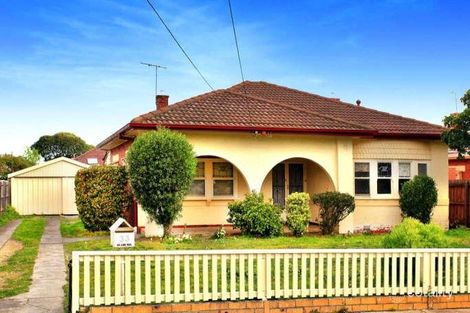 33b Eumeralla Rd, Caulfield South, VIC 3162