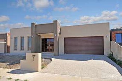 7 Overbank St, Roxburgh Park, VIC 3064