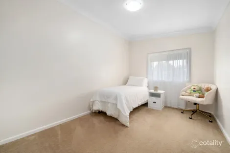 Property photo of 71 Elizabeth Crescent Kingswood NSW 2747