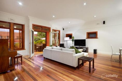 Property photo of 10 Smith Street Bentleigh VIC 3204