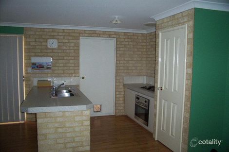 Property photo of 2 Combewood Loop Carramar WA 6031