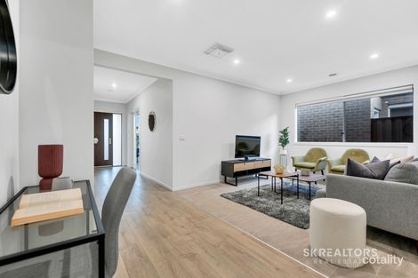 Property photo of 3 Angophora Crescent Craigieburn VIC 3064