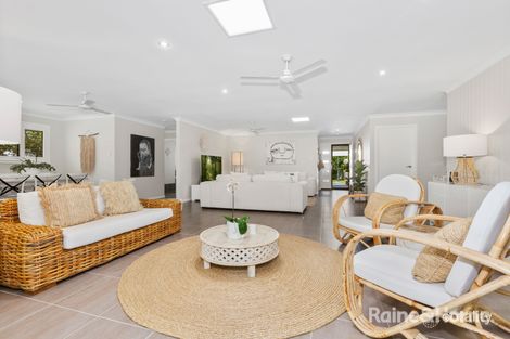 Property photo of 27 Muskheart Circuit Pottsville NSW 2489