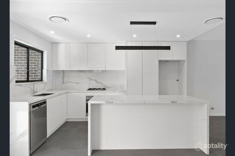 Property photo of 1 Flamingo Place Pendle Hill NSW 2145