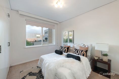 Property photo of 10/24 Muir Street Hawthorn VIC 3122
