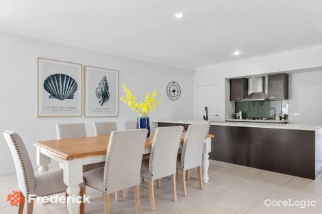 Property photo of 95 Federation Boulevard Truganina VIC 3029