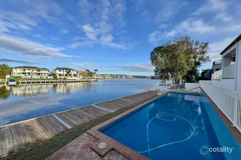 40 Clear Water Bay Ave, Clear Island Waters, QLD 4226