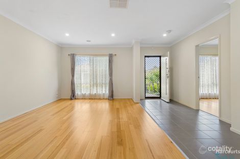 Property photo of 16 Jondarvan Drive Mernda VIC 3754